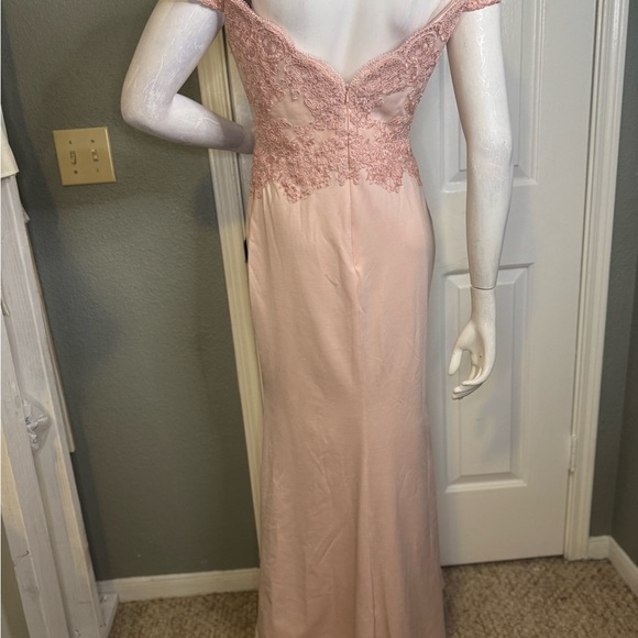 May Queen Off Shoulder Long Prom Gown Maxi Dress Size 10. - Picture 9 of 14